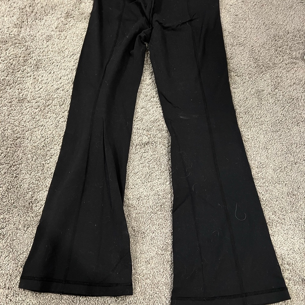 Lululemon groove pant 28 length - Picture 2 of 3